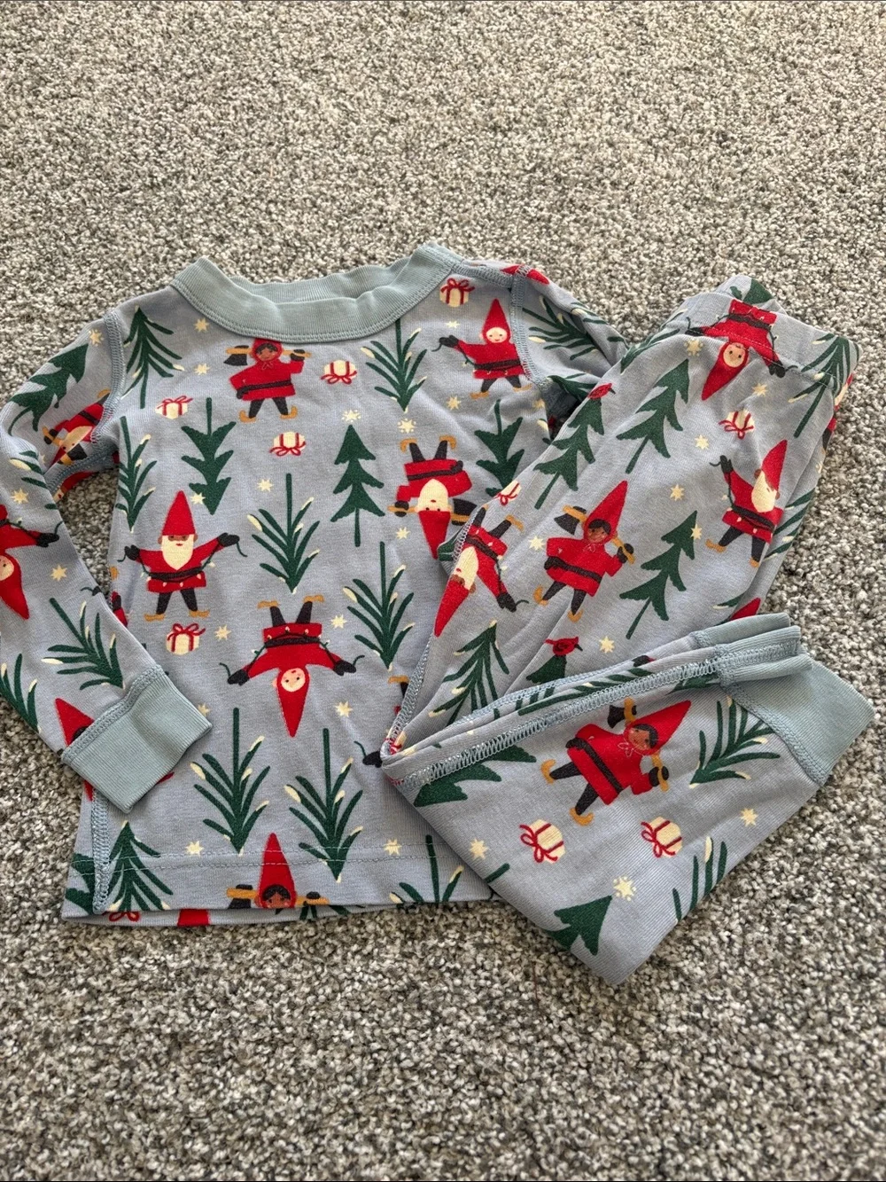 Hanna Andersson Light Blue Pajama Set with Red Gnome and Green Tree Print 90 3